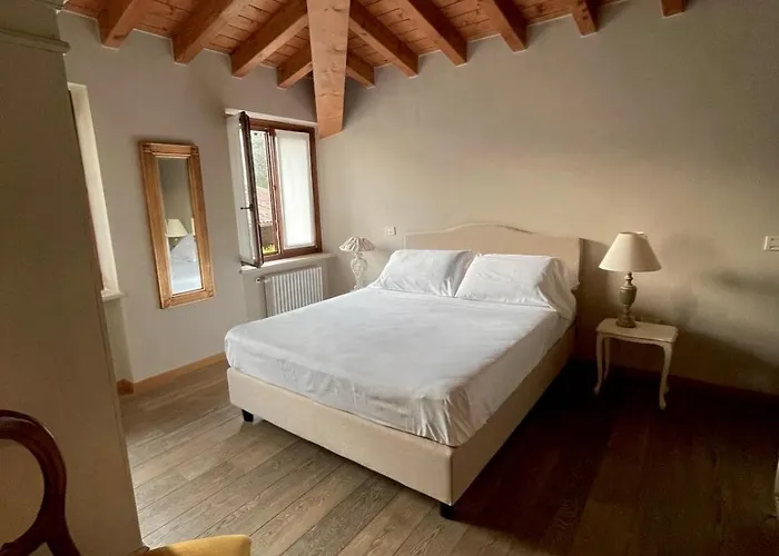 Wonderful A Few Steps From The Duomo - Milan Bed & Breakfast