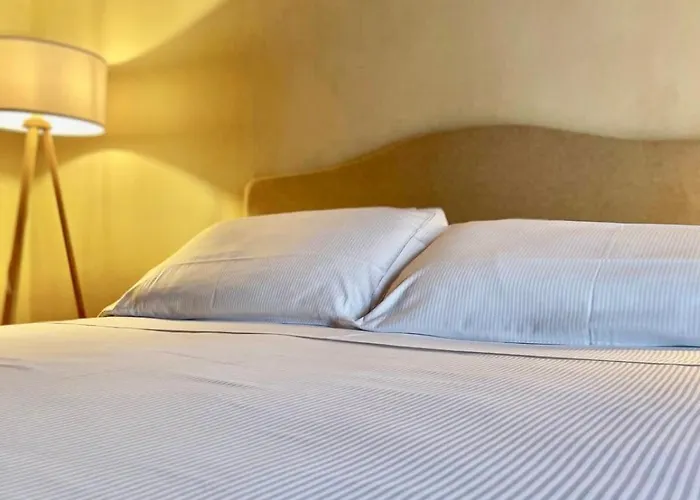 Wonderful A Few Steps From The Duomo - Milan Bed & Breakfast 3*