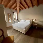 Wonderful A Few Steps From The Duomo - Milan Bed and Breakfast