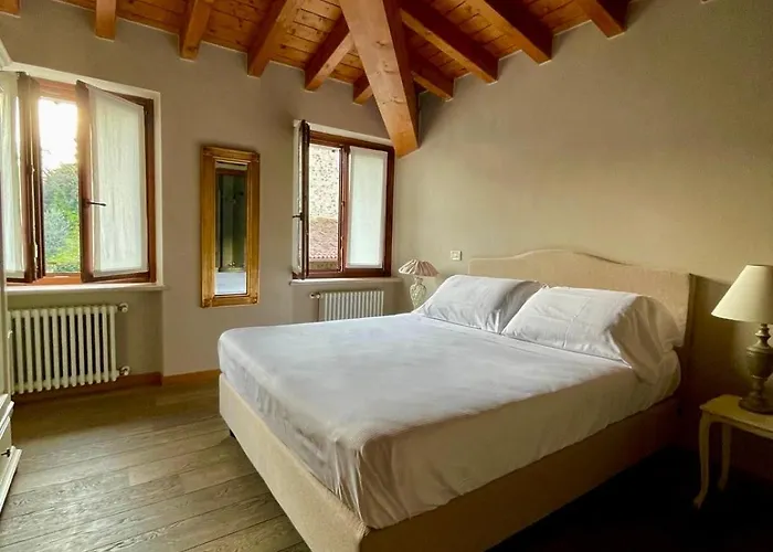 Frühstückspension Wonderful Apartment A Few Steps From The Duomo - Milan 3*